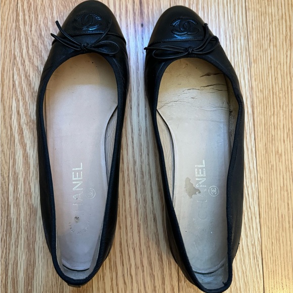 Authentic Chanel Ballet Flats-just refinished bottoms! - Picture 3 of 8